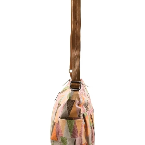 Multicolor Geometric Pattern Shoulder Bag - Picture 3 of 4